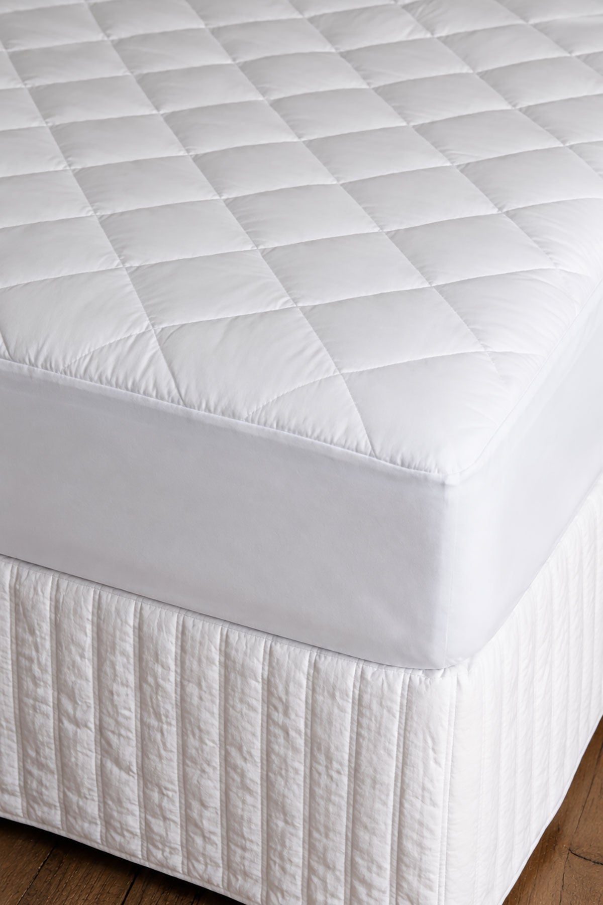Mattress Protector by Beaumont & Brown