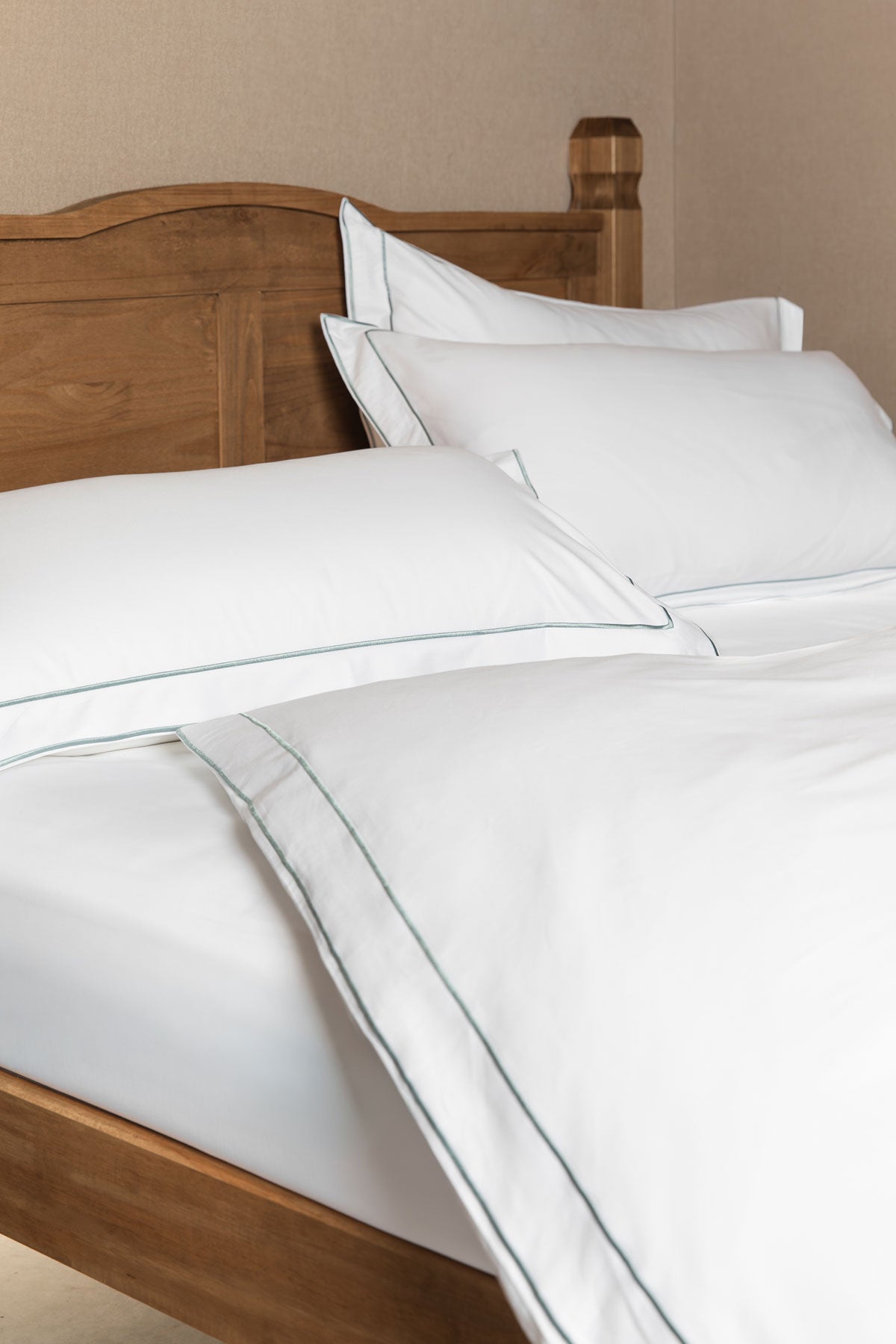 Mist Blue Frame 400TC Bedding by Beaumont & Brown