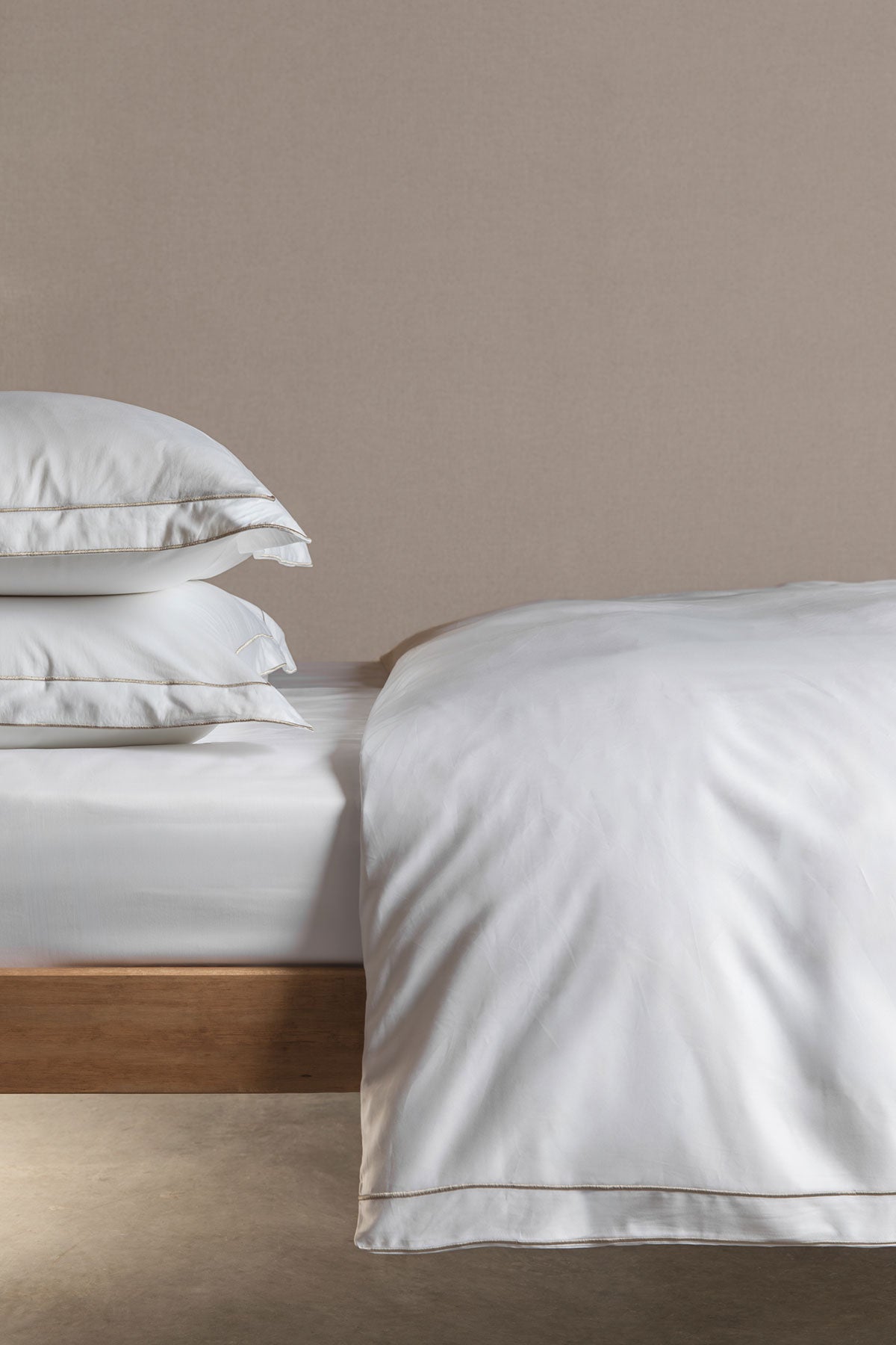 Cashmere Stone Frame 400TC Bedding by Beaumont & Brown