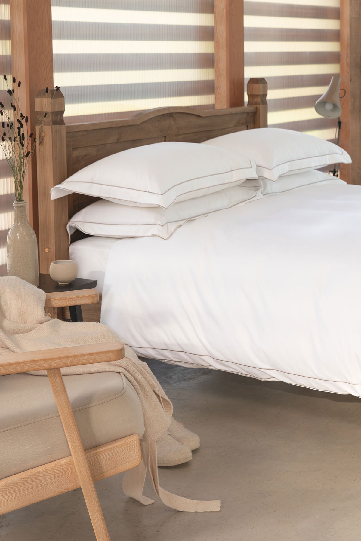 Cashmere Stone Frame 400TC Bedding by Beaumont & Brown