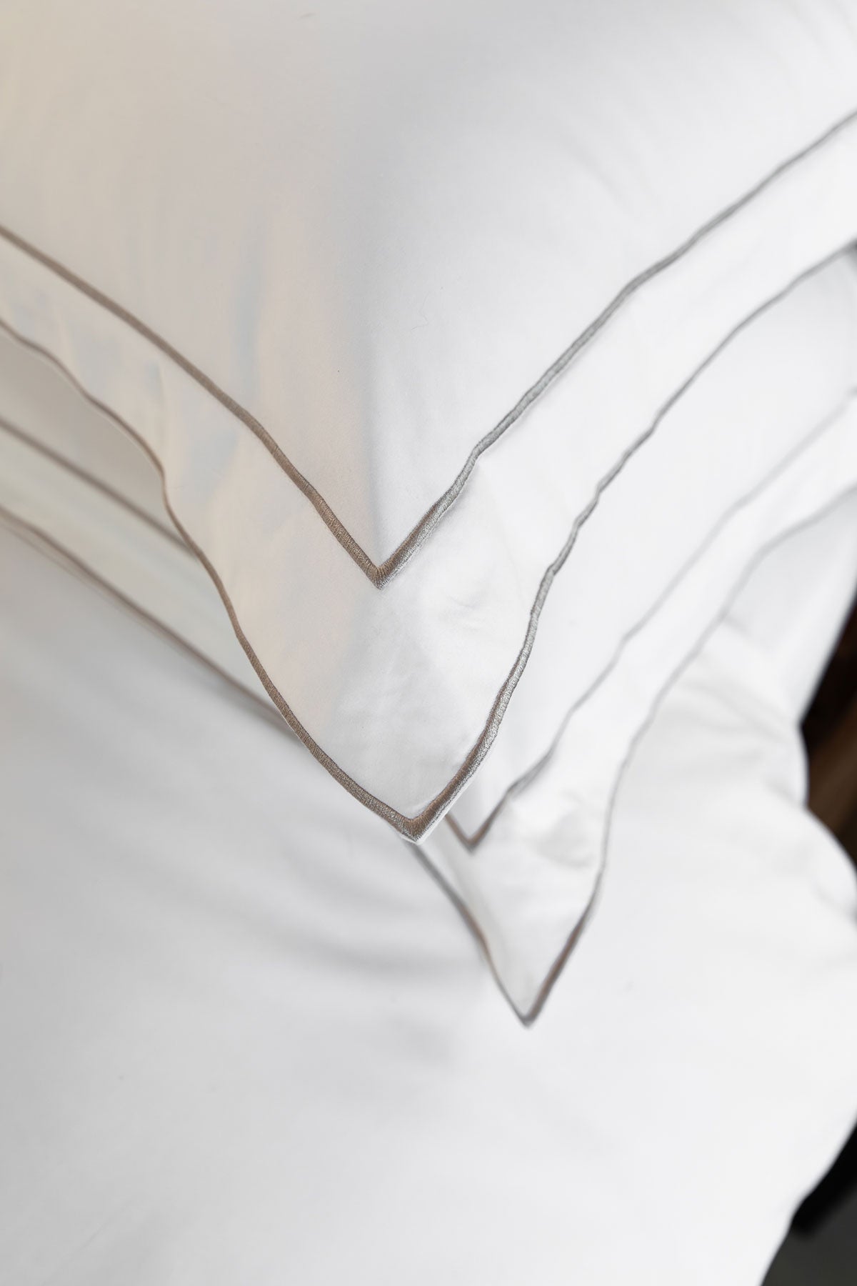 Cashmere Stone Frame 400TC Bedding by Beaumont & Brown