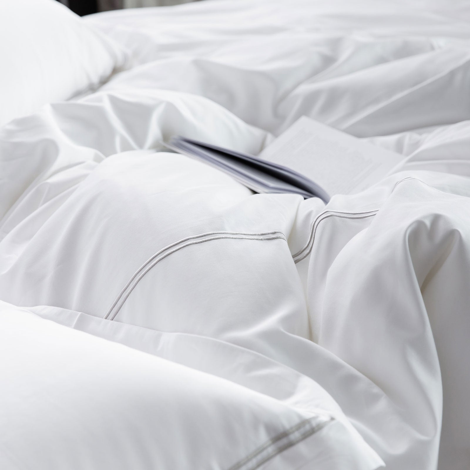 Grey Cross Border 400TC Duvet Cover from Beaumont & Brown