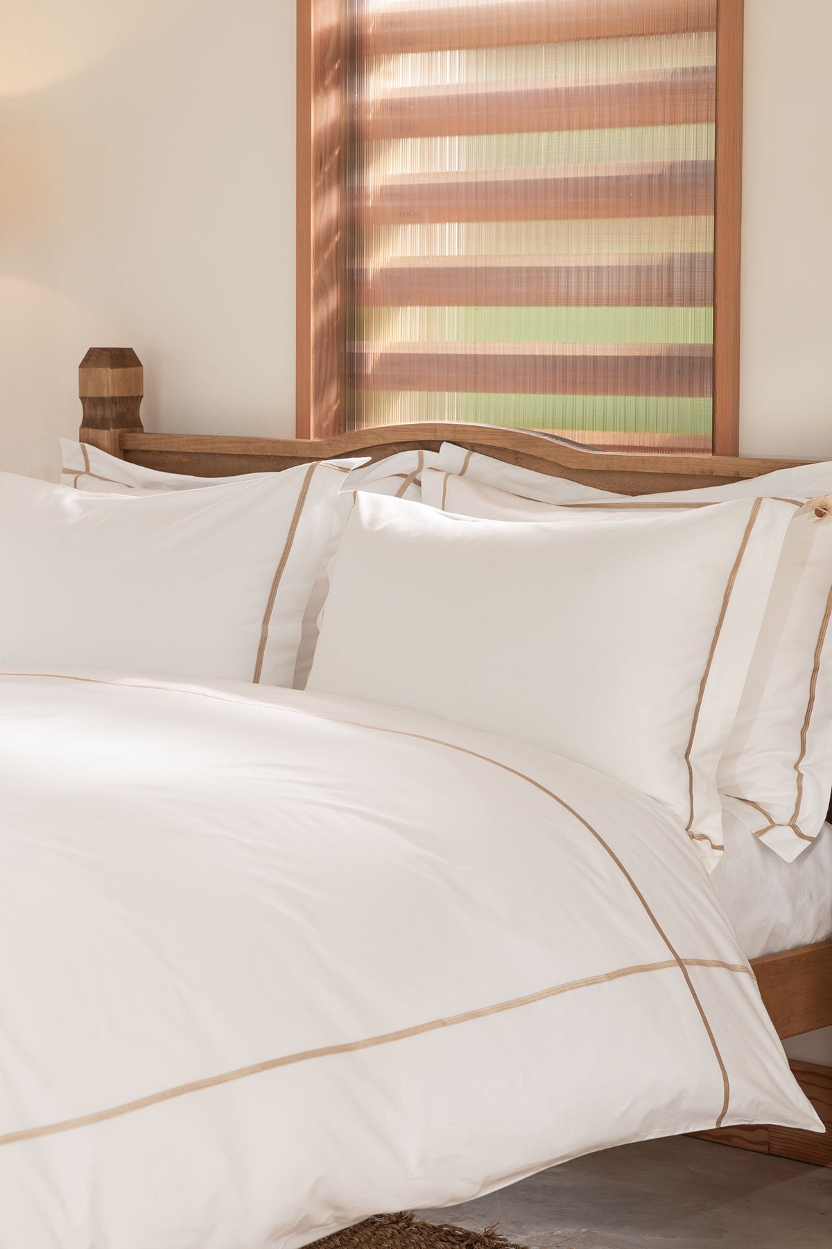 Latte Cross Border 400TC Bedding by Beaumont & Brown