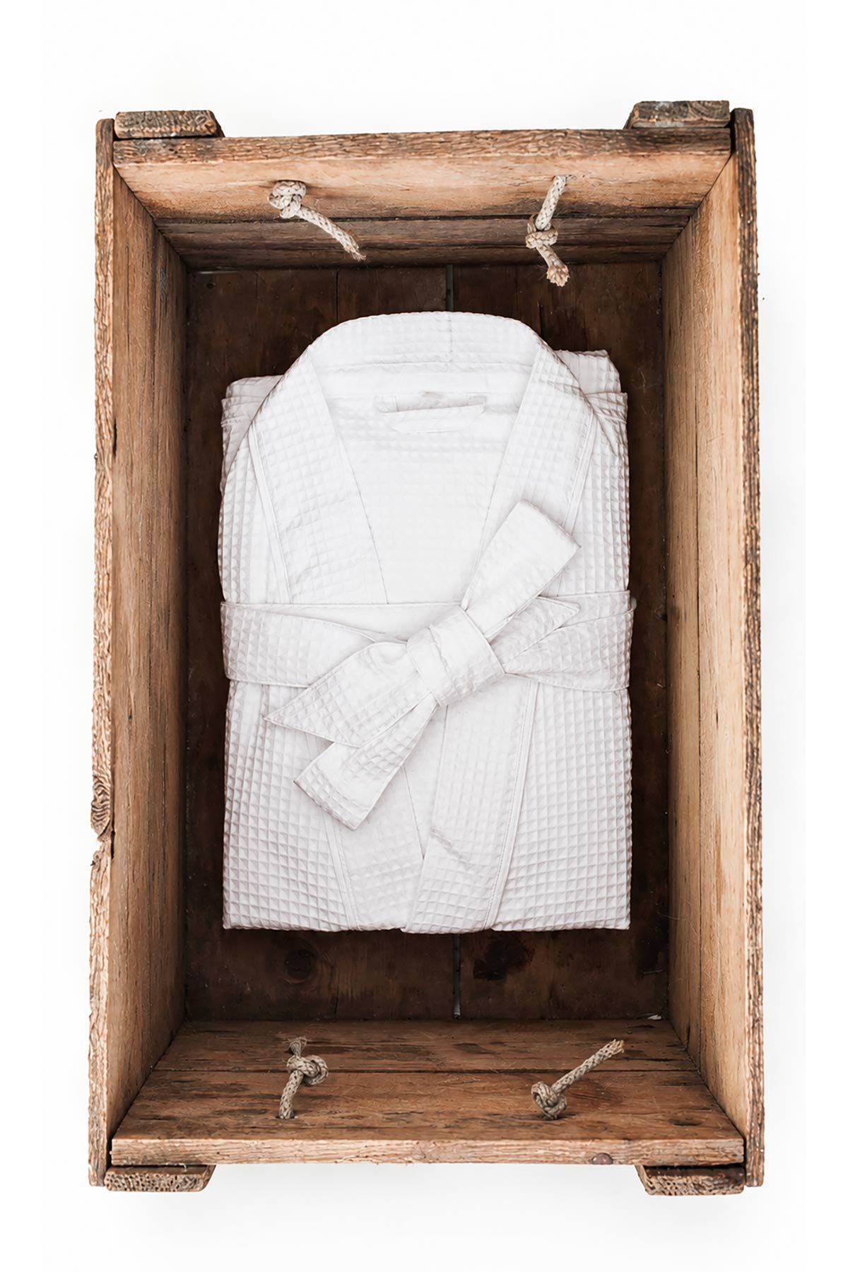 Lightweight White Waffle Bath Robe by Beaumont & Brown