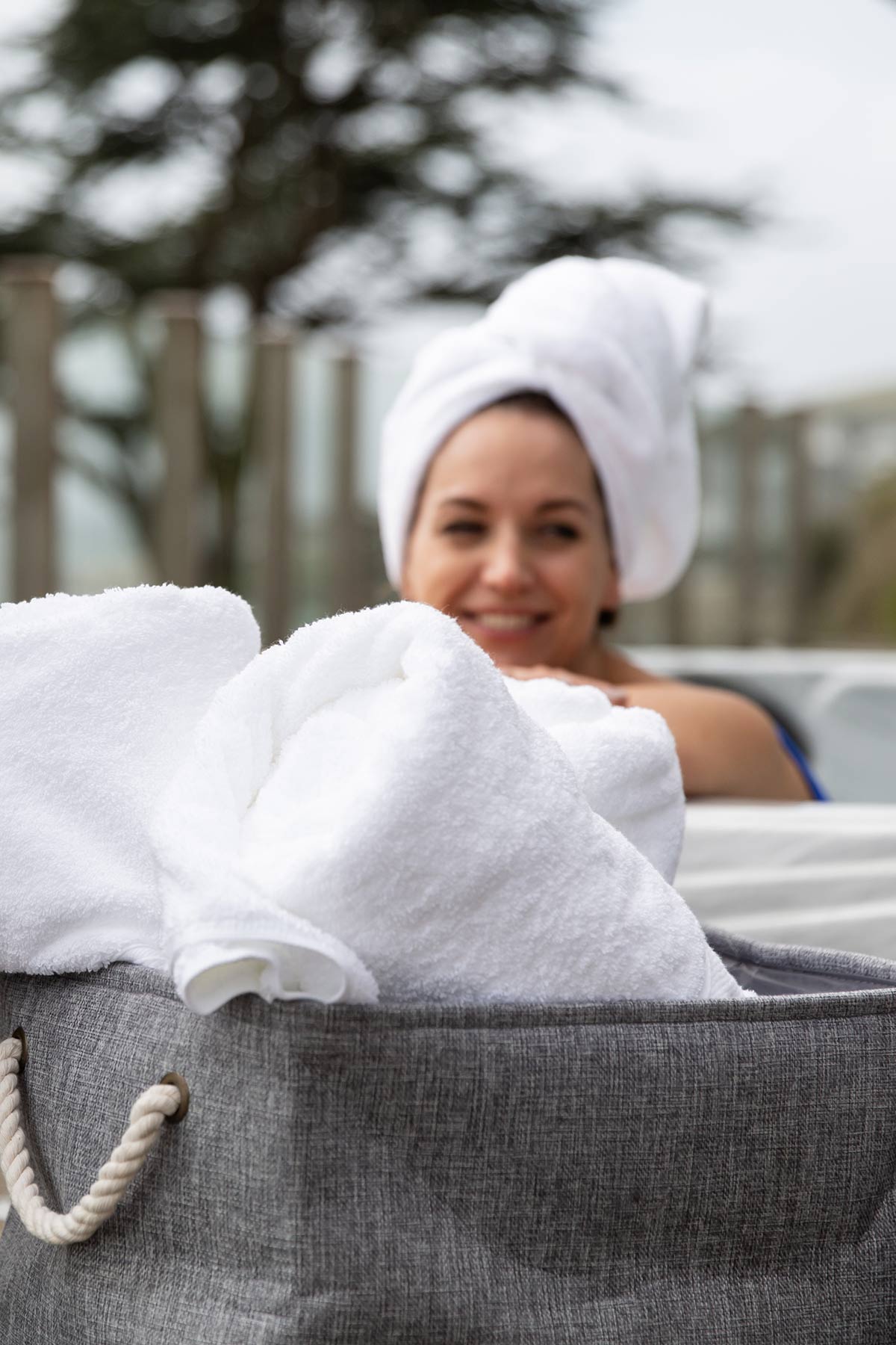 Pure White 650gsm Towels by Beaumont & Brown