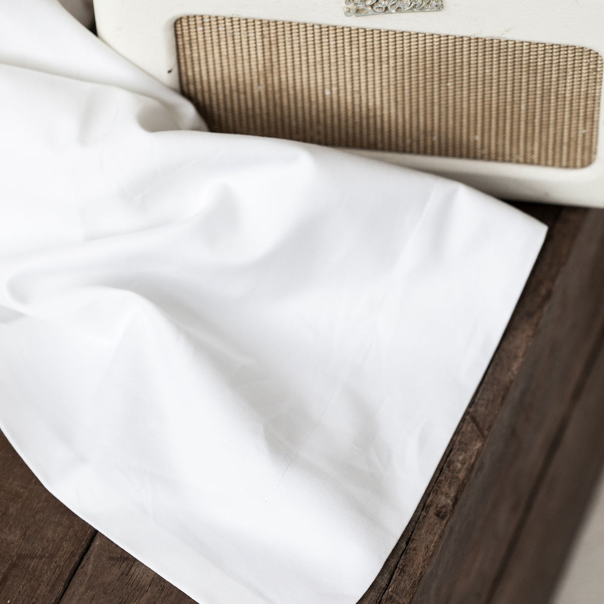 White 400TC Flat Sheet Beaumont & Brown