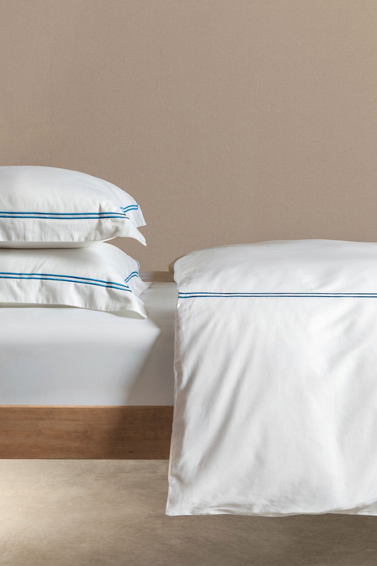 Blue 2 Row cord 400TC Bedding by Beaumont & Brown