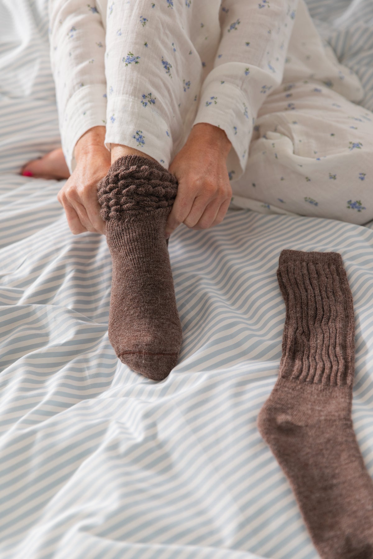 Alpaca Bed Socks- Umber