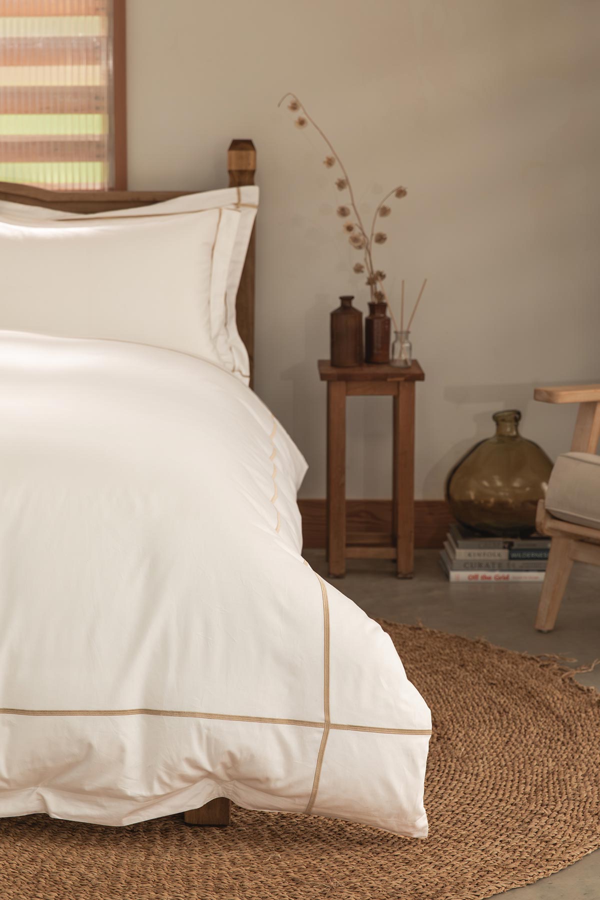 Latte Cross Border 400TC Bedding by Beaumont & Brown